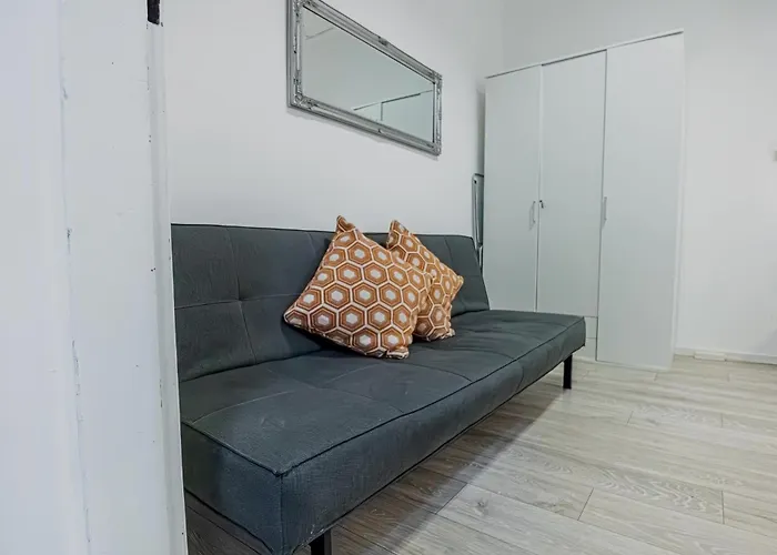 Apartamento Bright 1br Apt, Prime Location & Wifi Viena