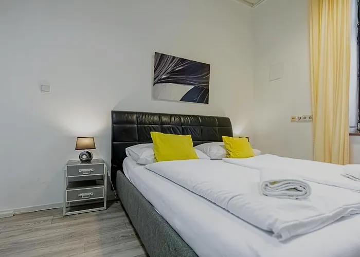 Bright 1br Apt, Prime Location & Wifi * Viena