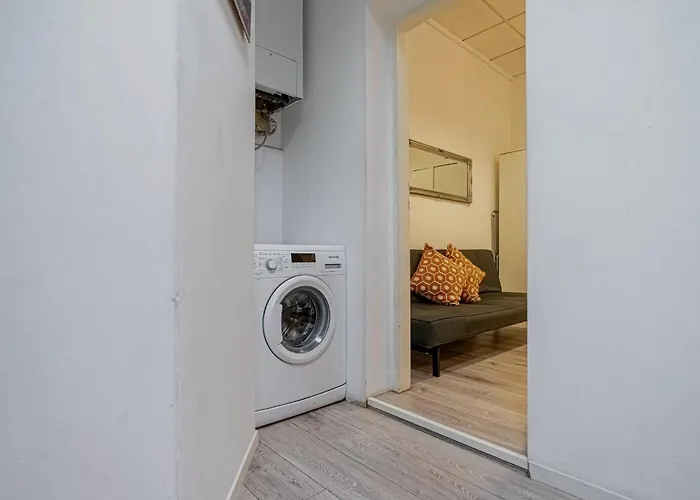 Bright 1br Apt, Prime Location & Wifi * Viena